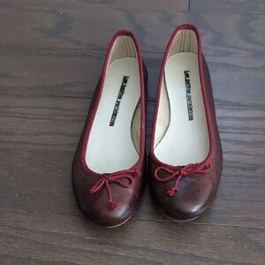 Les Petites Parisiennes Burgundy Ballet Flats Size 37